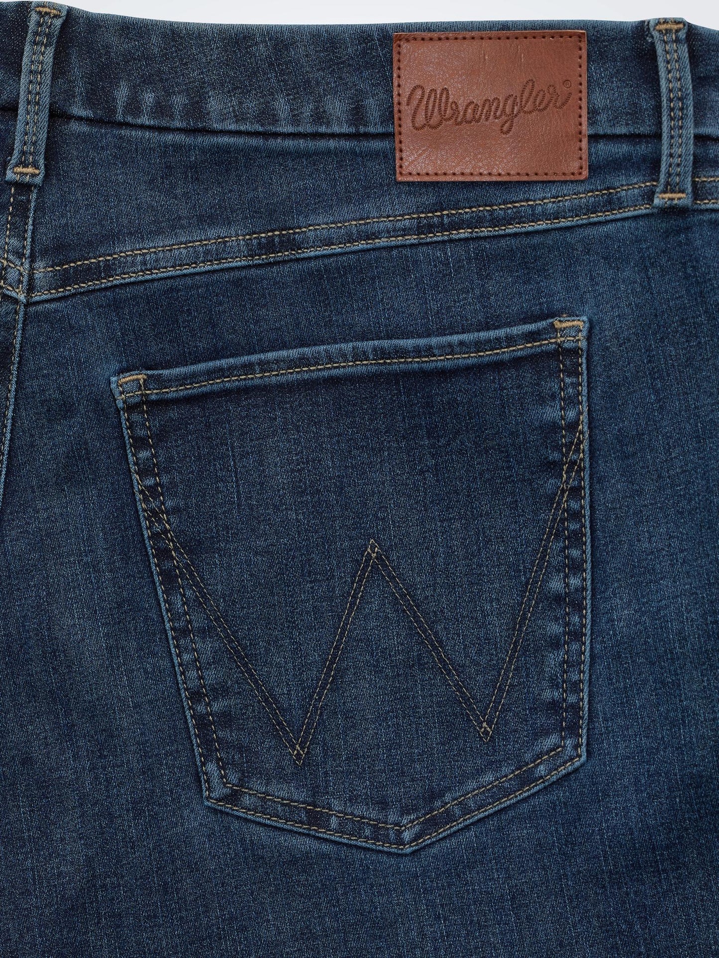 Wrangler Bespoke High Rise Bootcut Jean in Lacey