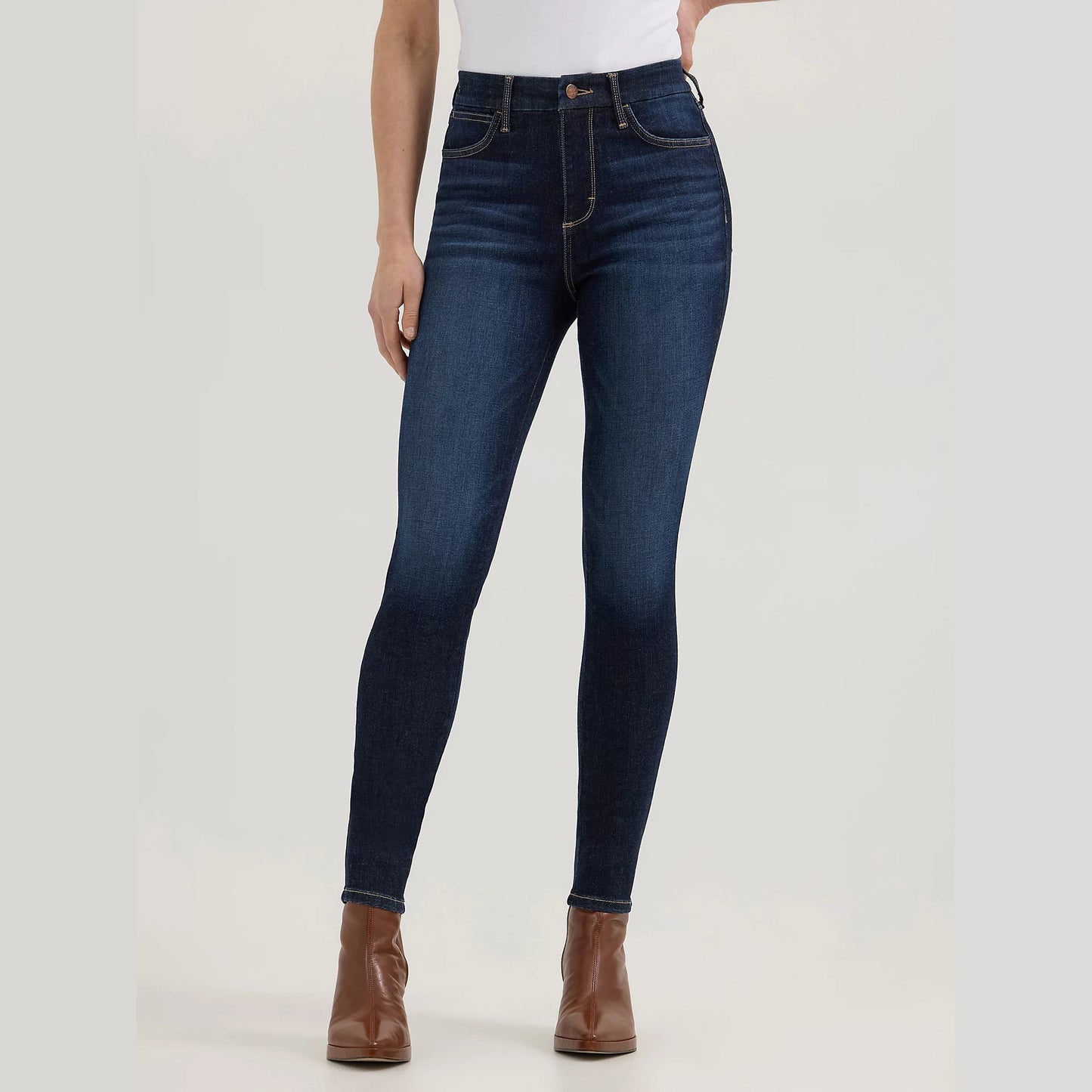 Wrangler Bespoke Skinny High Rise Jeans in Rae