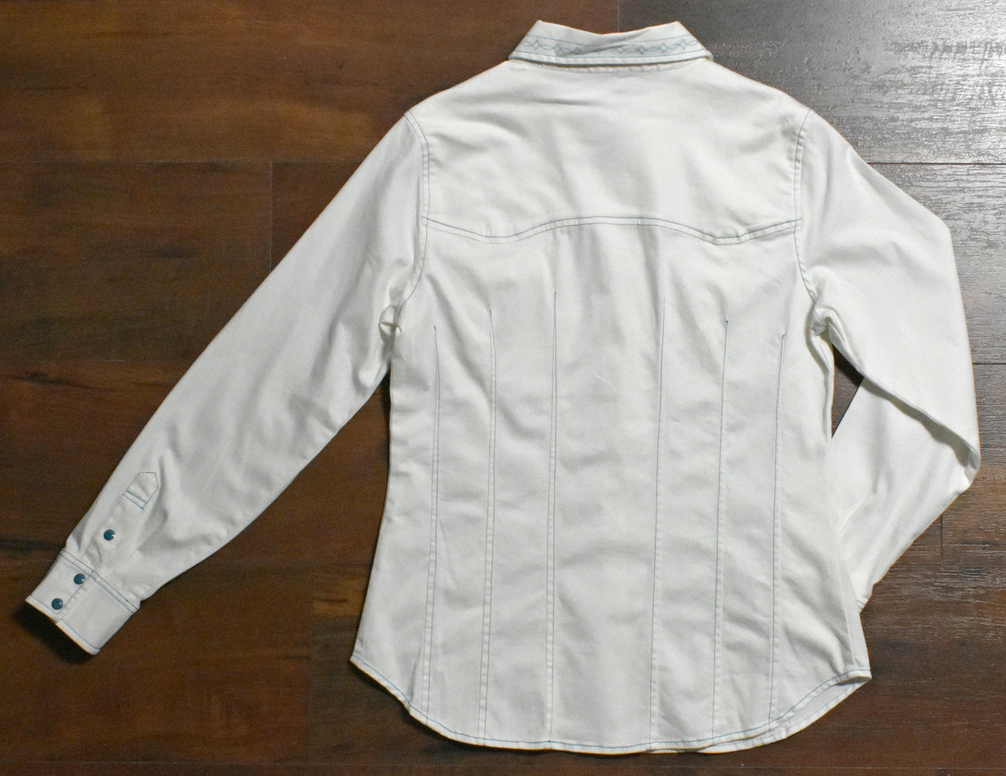 Rebel Shirt 02 - Back view of white denim shirt
