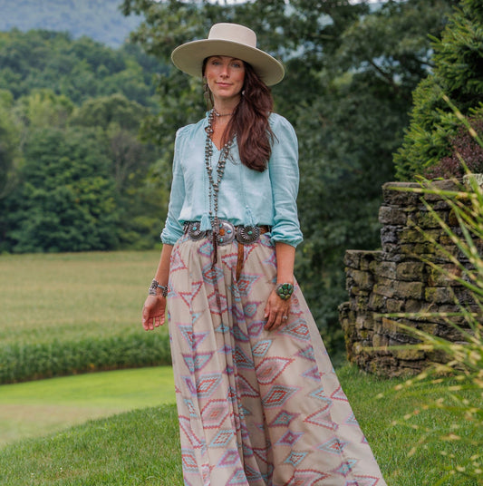 Toni Shirt & Sunny Skirt outfit