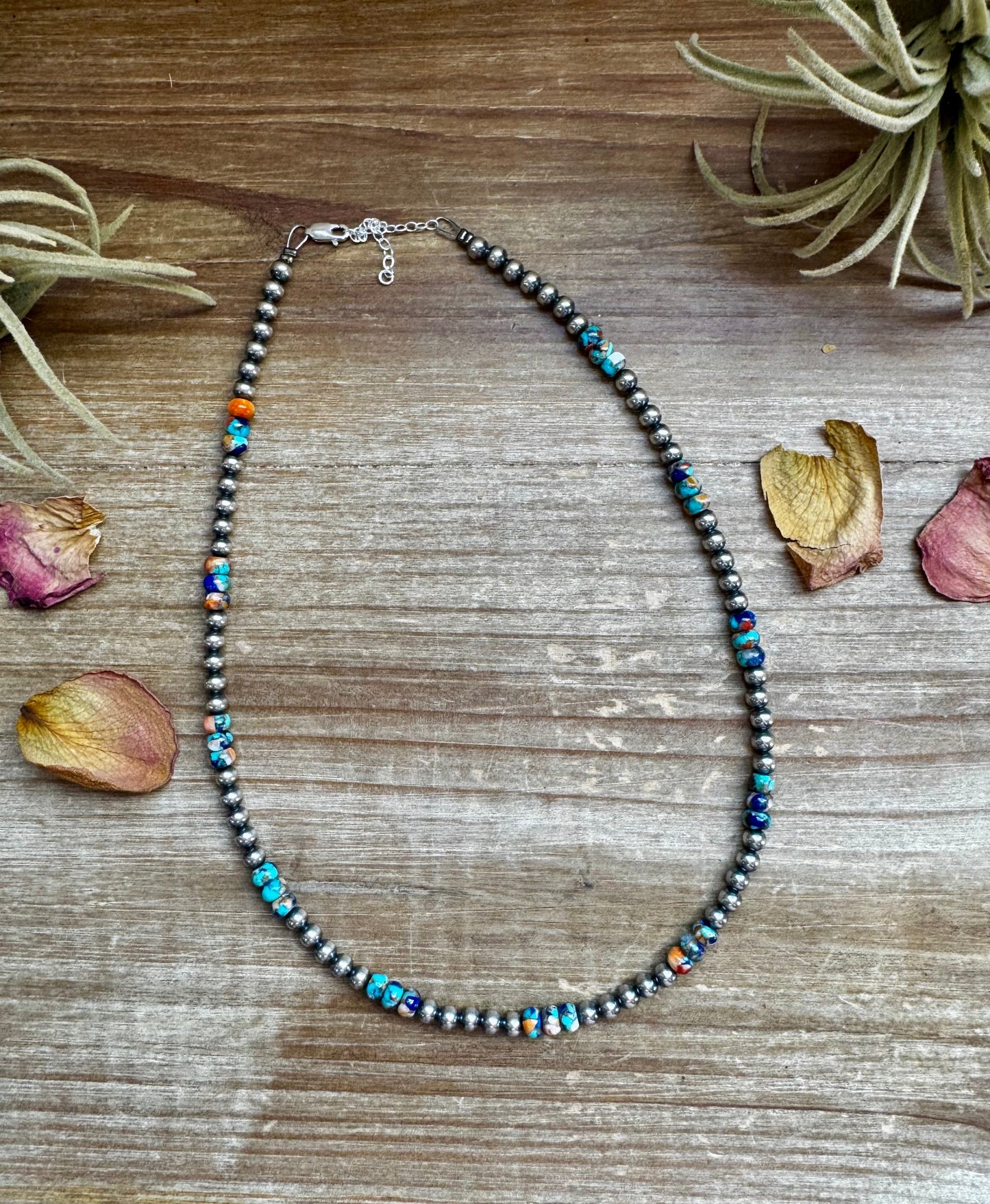 Turquoise beaded necklace 75C17E99-F71F-4D27-B844-EF7B8944E9BC