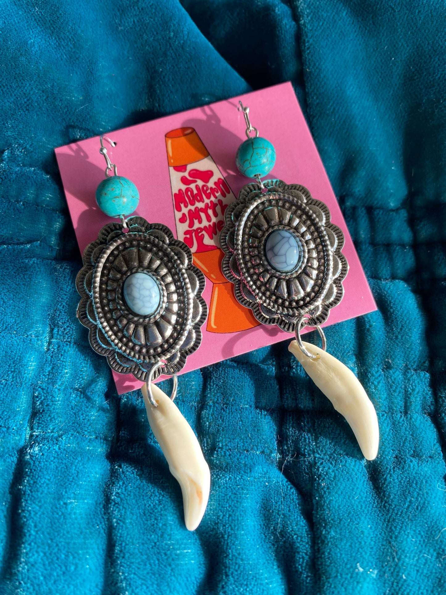 Concho +Coyote Teeth Earrings Lainey Wilson