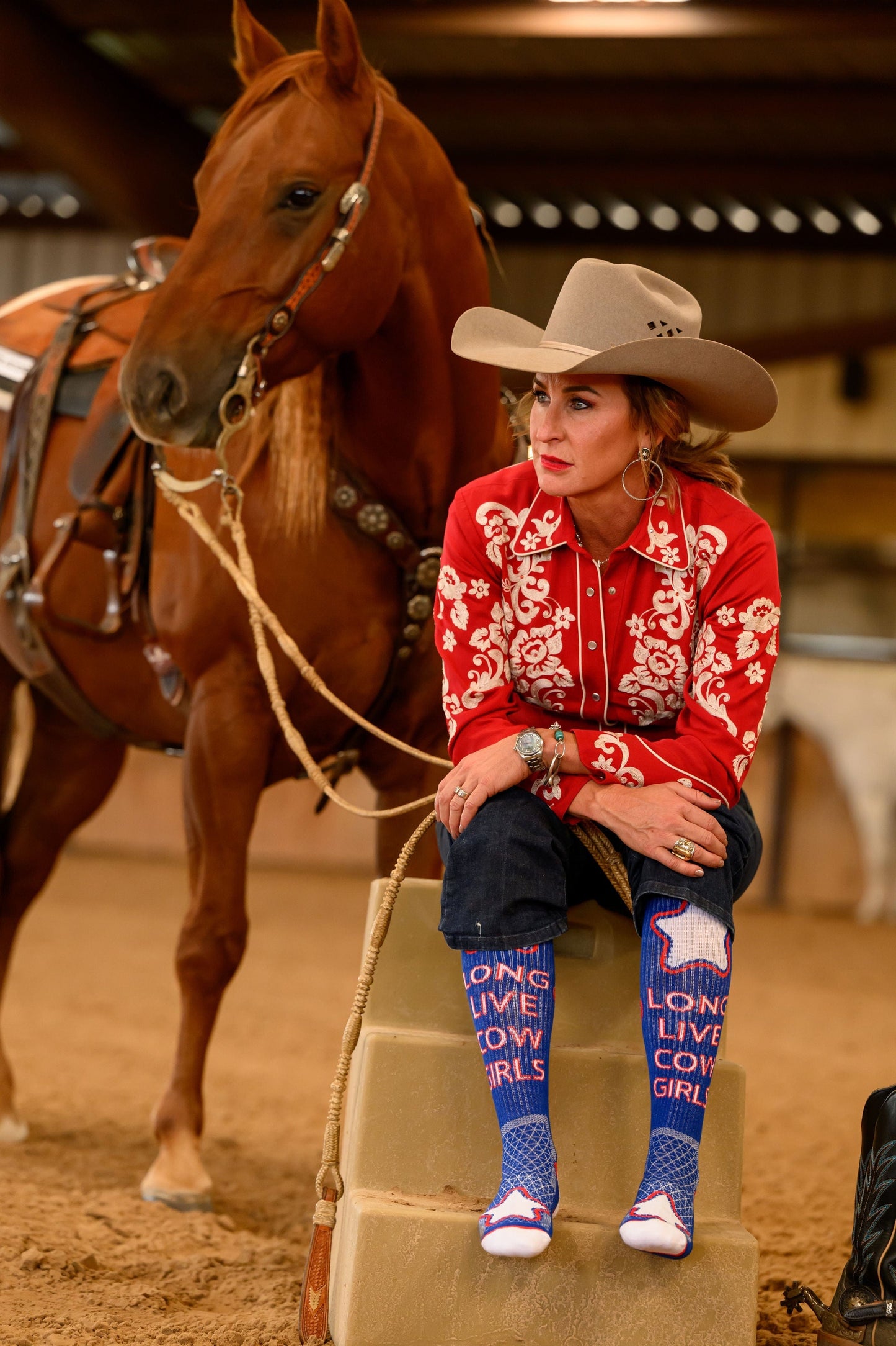 Cowgirl with horse, HMK_20832