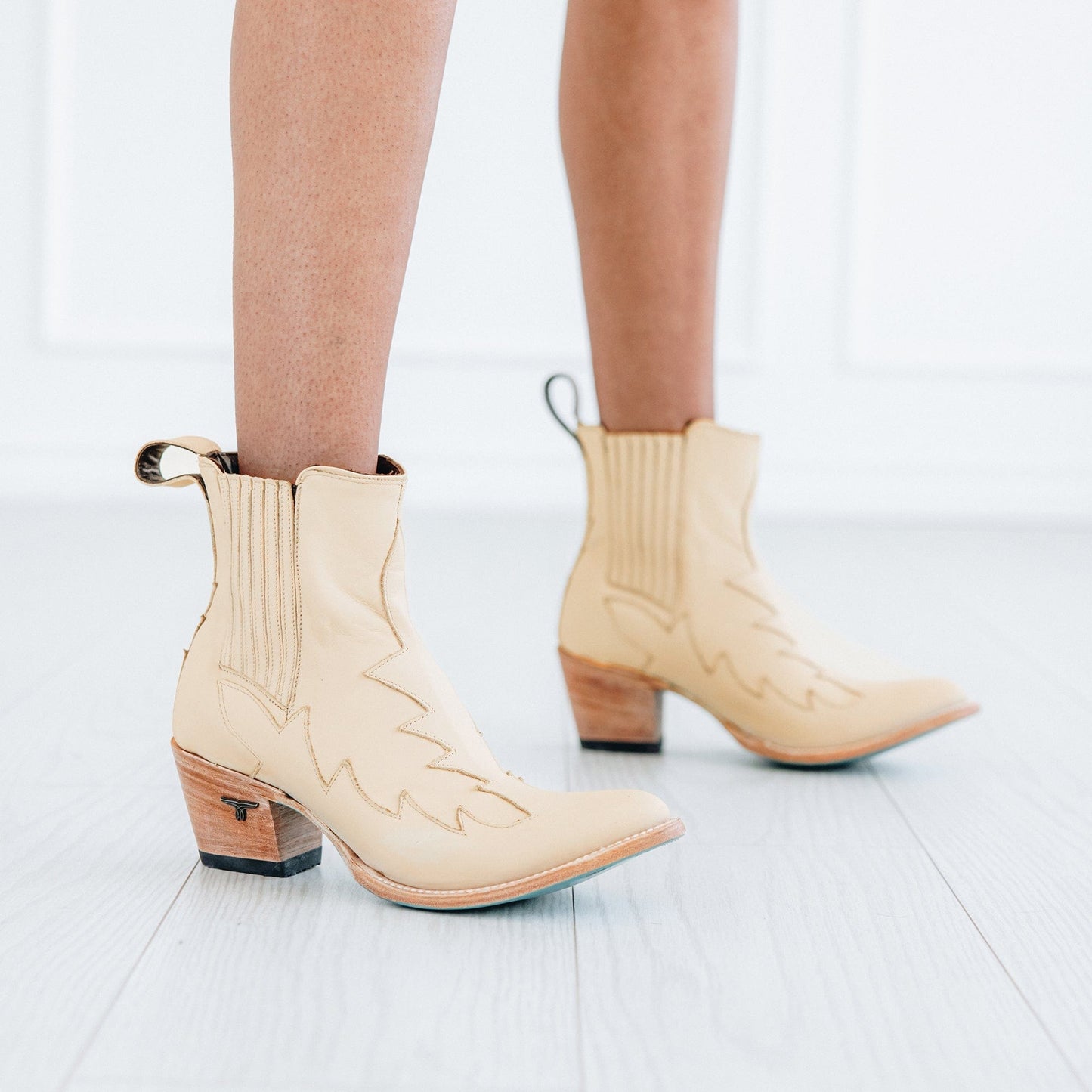 Western Chelsea Boots in Pale Ivory