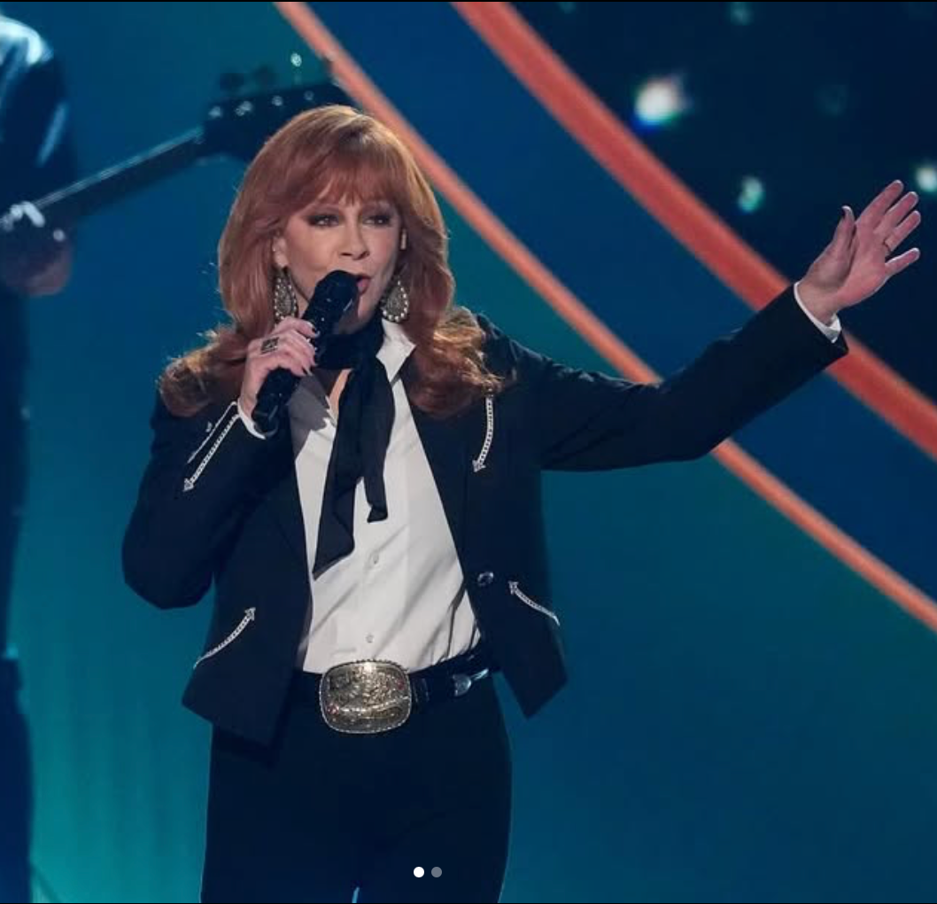 Grammy & CMA Watch Party Style: How to Host the Ultimate Awards Night at Home