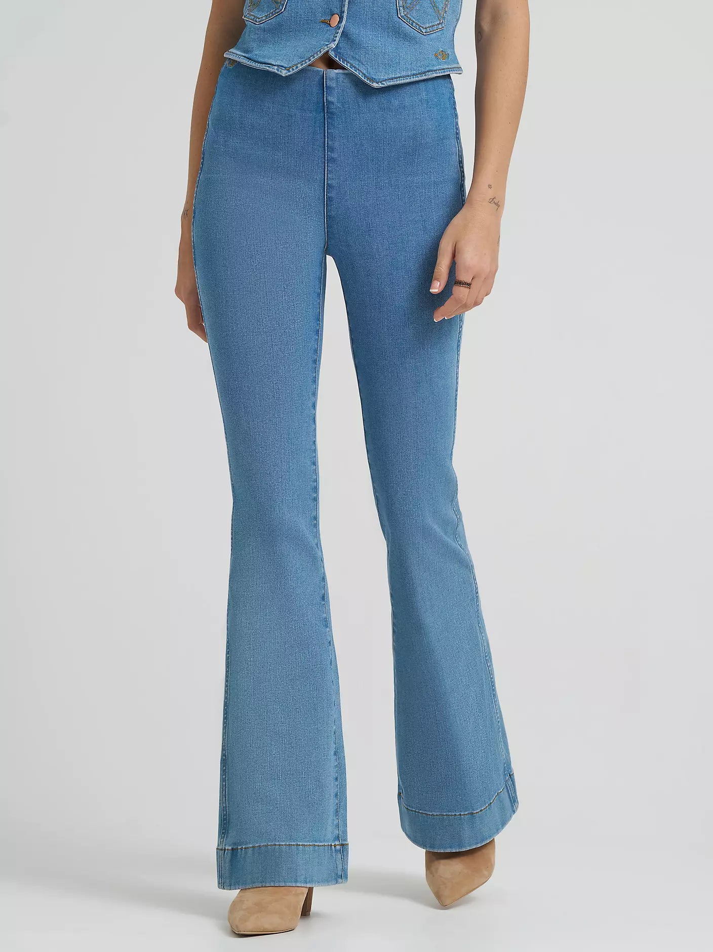 Wrangler X Lainey Wilson Pull On Flare Jeans at Bourbon Cowgirl