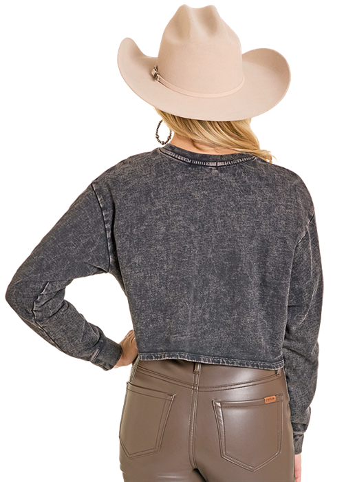 Woman in cowboy hat and grey top, BW91T07956