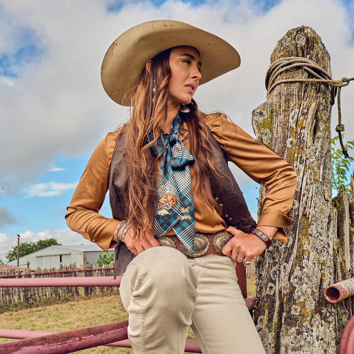 Boli - Gettin' Western by Fringe Scarves Navy Plaid
