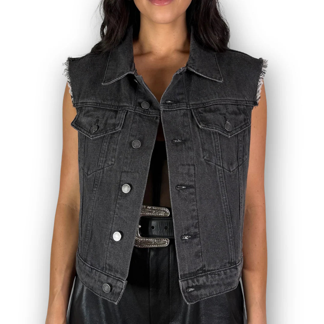 The Andy Vest by Daniel Diamond