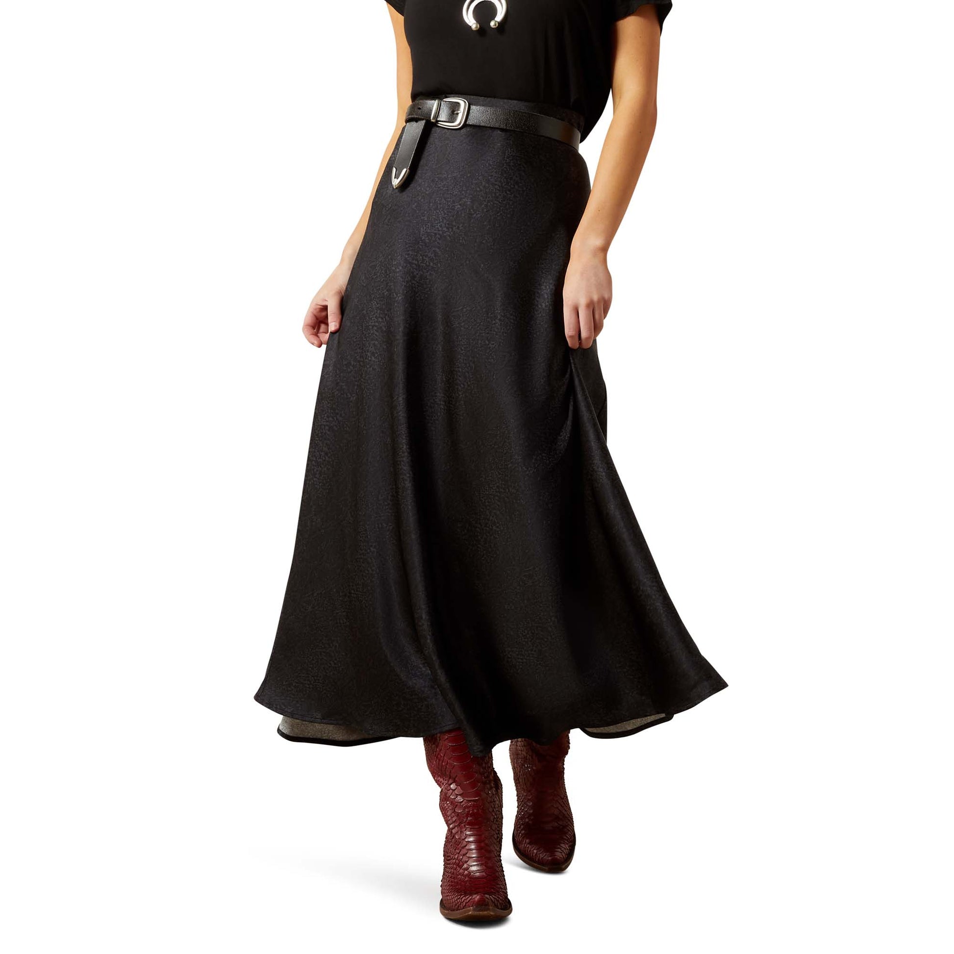 Black skirt, front view, F25_WMS_WEST_10065952