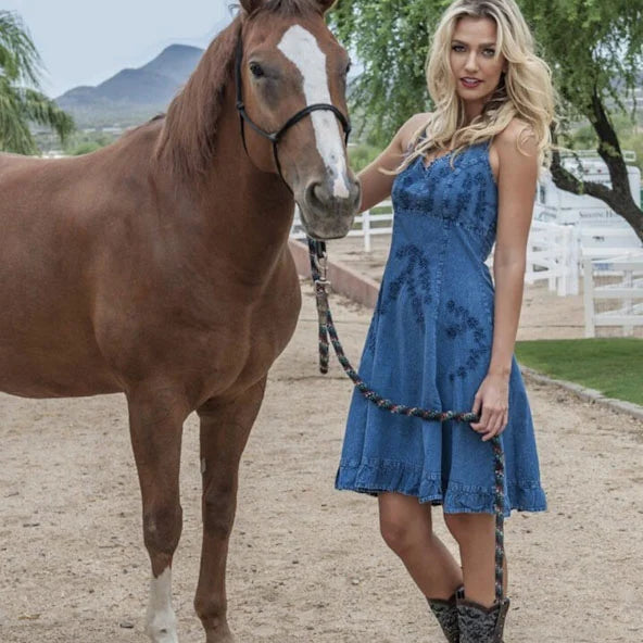 Woman in denim dress with horse PSL-053-125_2e