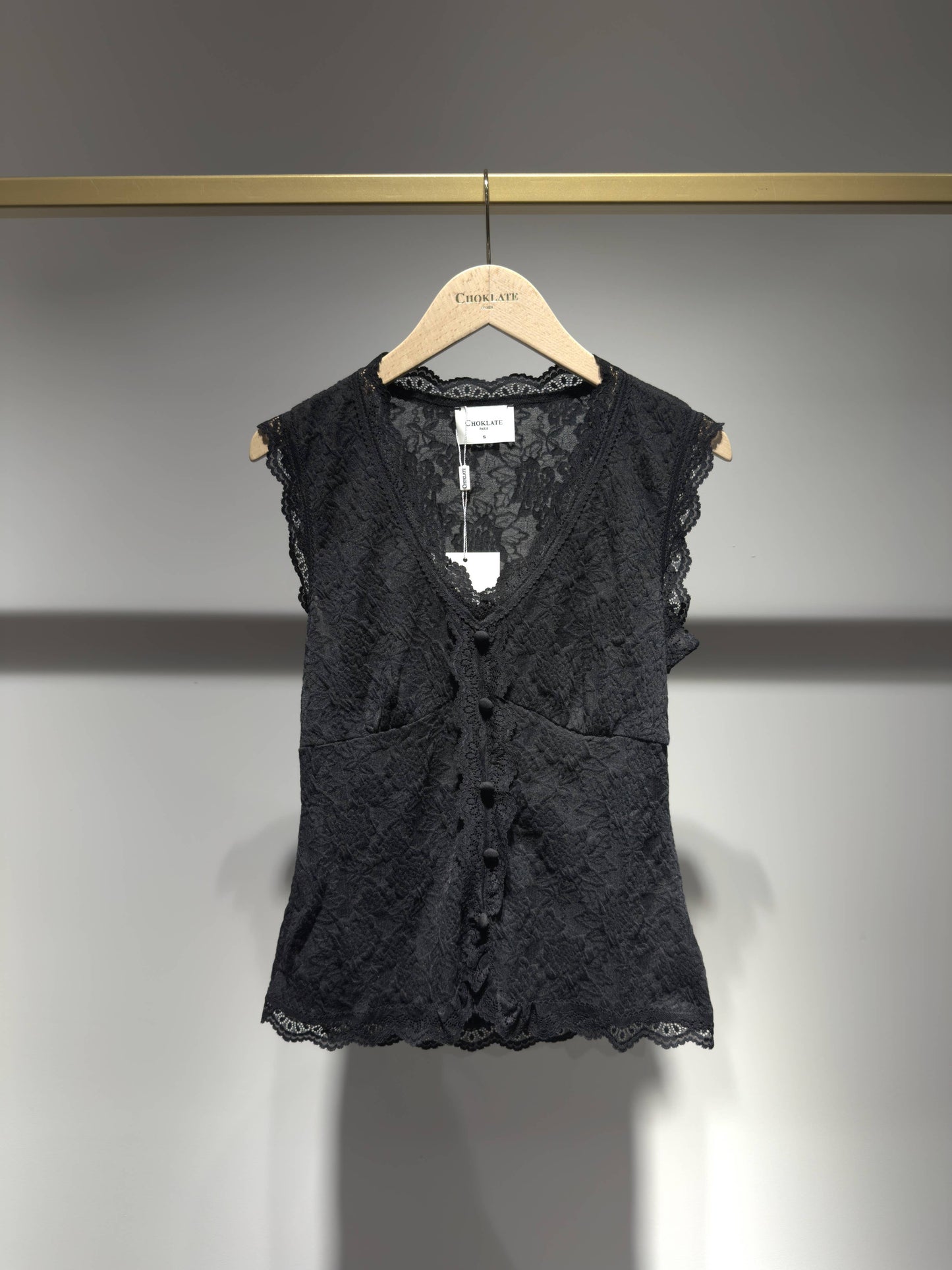 Lace Sleeveless V Neck Top in Black