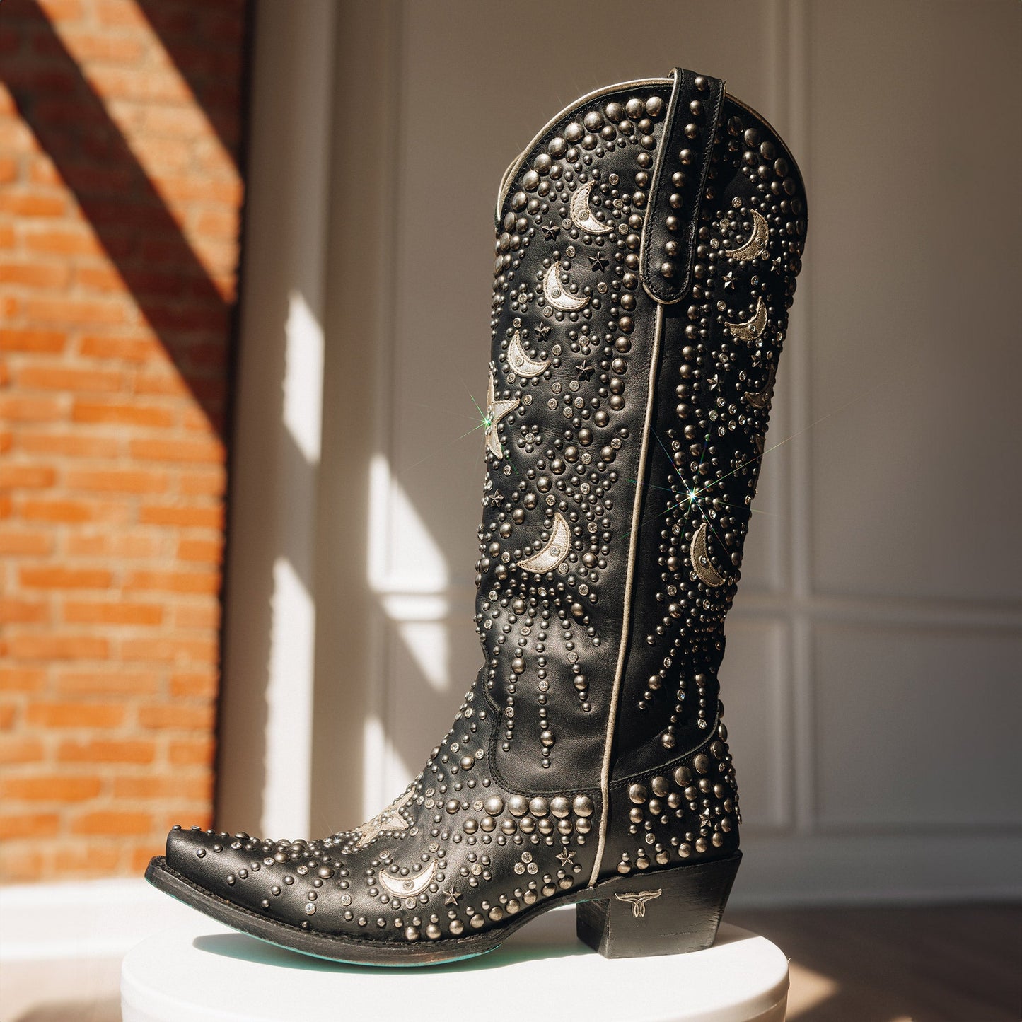 Solstice Boot - Jet Black