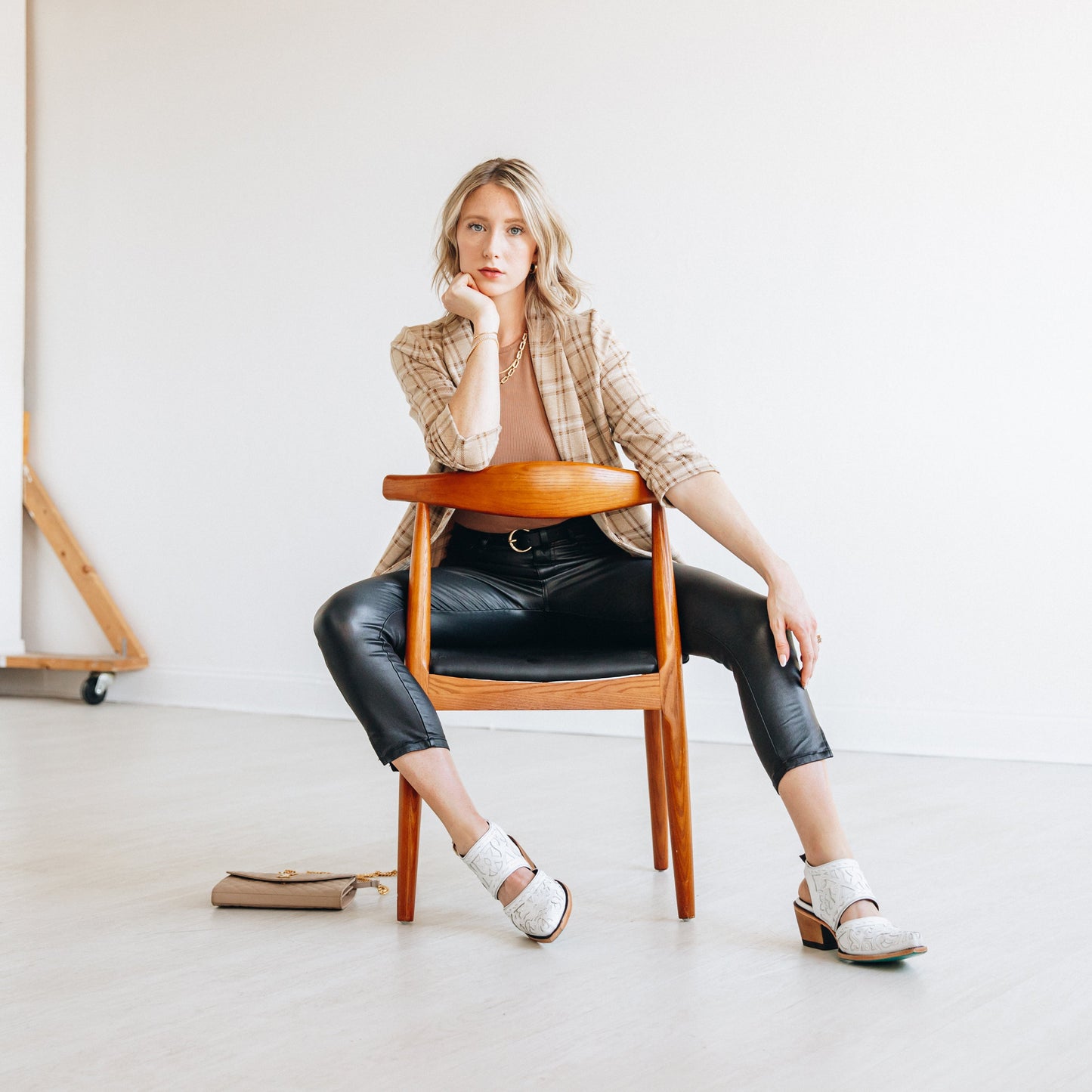 Robin Slingback Mule - Matte White