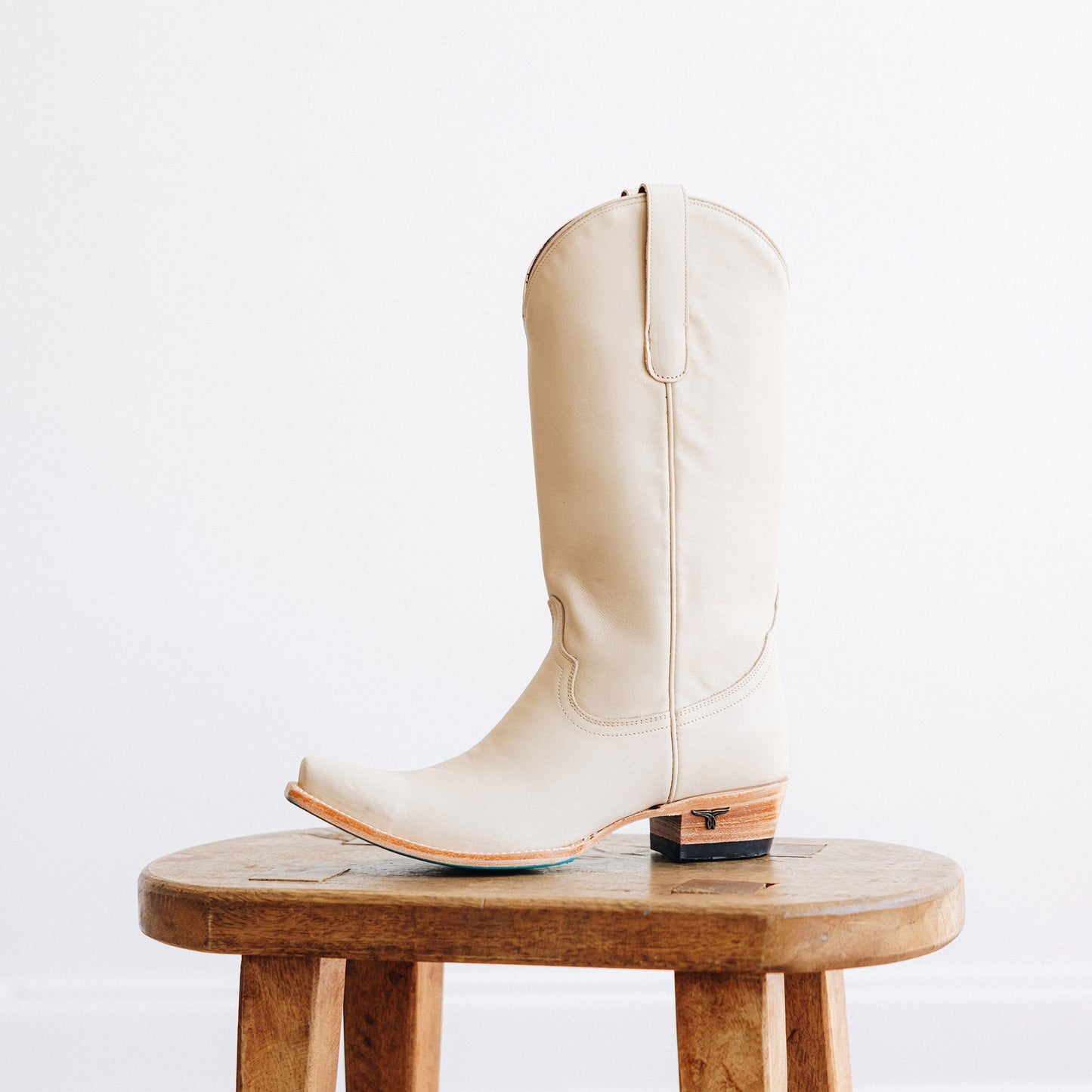 Emma Jane Boot - Pale Ivory