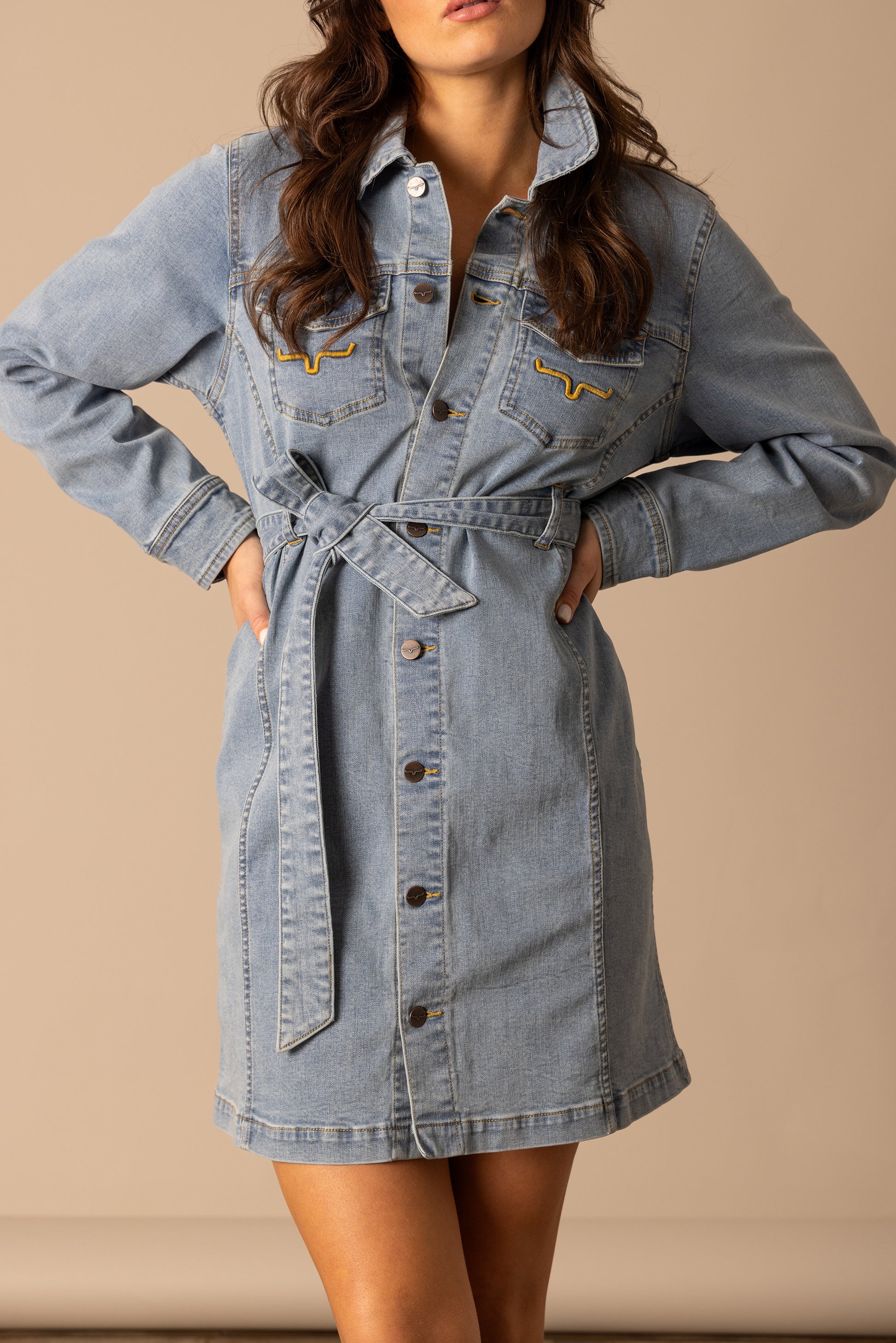 Woman in light denim dress, unnamed-173
